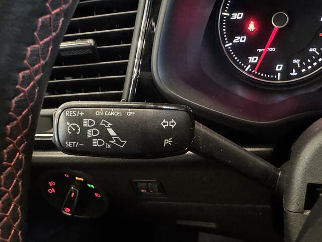 Seat LEON 1.4 EcoTSI FR 150pk Automaat | Sfeerverlichting | Carplay | Navi | Afn. trekhaak