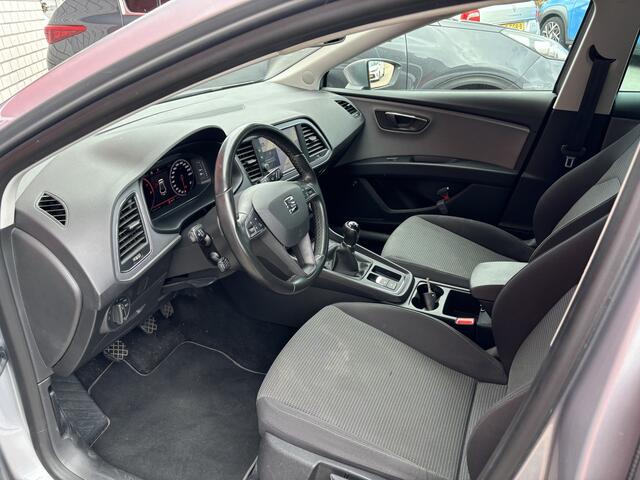 Seat LEON ST 1.0 TSI Style Ultimate Edition TREKHAAK / VIRTUAL / FULL LED / STOELVERW / ACC / KEYLESS / CARPLAY / CAMERA / NL-AUTO