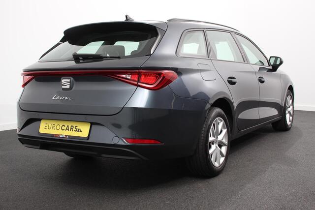 Seat LEON Sportstourer 1.5 eTSI 150pk DSG Style Navigatie Apple Carplay/Android Auto Parkeersensor achter Adaptive Cruise Control Stoelverwarming