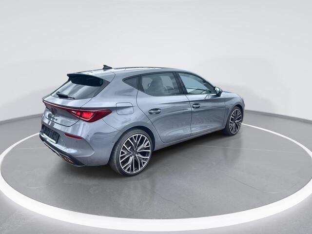 Seat LEON 1.4 e-Hybrid 180kW/245PK VZ DSG · Panoramadak · Navigatie · Camera + Parkeersensoren