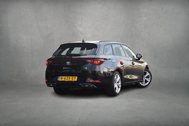 Seat LEON Sportstourer 1.5 eTSI FR Business Intense | Apple CarPlay | Camera | Virtual | ACC