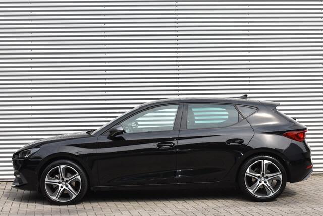 Seat LEON 1.5 TSI FR BUSINESS / 150 PK / DIGITAAL DASHBOARD / APPLE CARPLAY