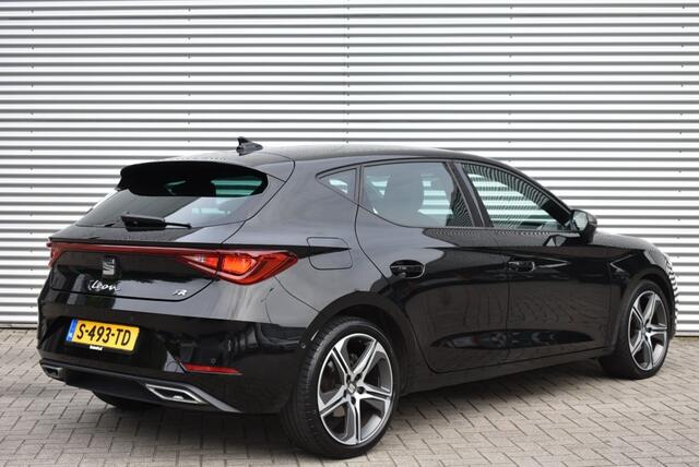 Seat LEON 1.5 TSI FR BUSINESS / 150 PK / DIGITAAL DASHBOARD / APPLE CARPLAY