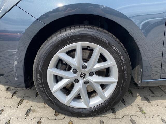 Seat LEON 2.0 TDI DSG STYLE NAVI/CRUISE/PDC/STOEL-STUURVERW