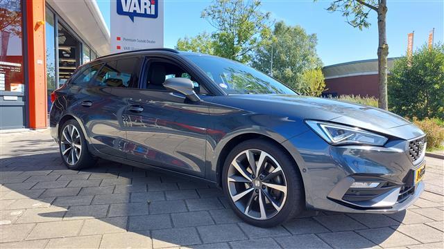 Seat LEON Sportstourer 1.5 eTSI FR 150pk DSG-7 Automaat