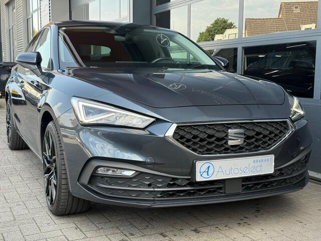Seat LEON 1.5 TSI Style CarPlay ACC LED Camera