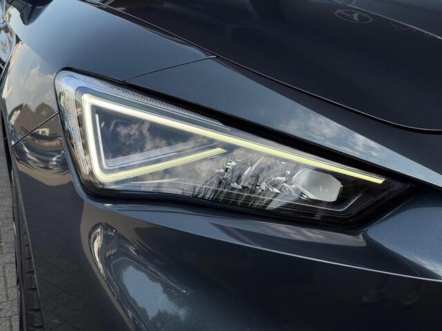 Seat LEON 1.5 TSI Style CarPlay ACC LED Camera