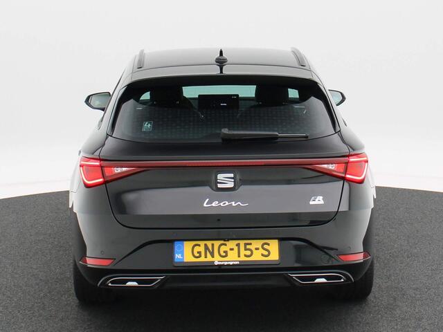 Seat LEON Sportstourer 1.5 TSI e-Hybrid FR PHEV First Edition Adaptive Cruise | Carplay| Camera | Privacy Glas | Parkeersensoren | Climate Control | 18 Inch | 20.253 Km!!