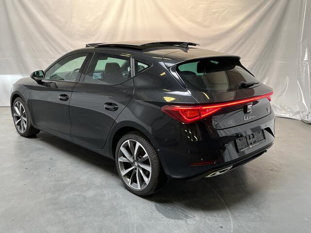 Seat LEON 1.4 TSI eHybrid PHEV FR Business Intense / AUTOMAAT/ PANO/ KEYLESS/ ELEKTR. STOEL/ MATRIX/ FULL LINK/ ADAPT. CRUISE/ NAVI/ PARK. SENSOREN + CAMERA/ RIJ-MODI/ DIGITAL DASH/ 3-ZONE/ 18" LMV/ DAB