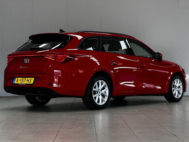 Seat LEON Sportstourer 1.0 TSI Reference/ NIEUW MODEL!/ 16'' LMV/ Keyless-GO/ Lane-Assist./ LED Koplampen/ Clima/ Cruise/ Elek. pakket/ Isofix/ Bluetooth/ Multi. LEDER. Stuur/ LED Mistl./ Dakrails.
