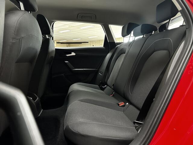Seat LEON Sportstourer 1.0 TSI Reference/ NIEUW MODEL!/ 16'' LMV/ Keyless-GO/ Lane-Assist./ LED Koplampen/ Clima/ Cruise/ Elek. pakket/ Isofix/ Bluetooth/ Multi. LEDER. Stuur/ LED Mistl./ Dakrails.