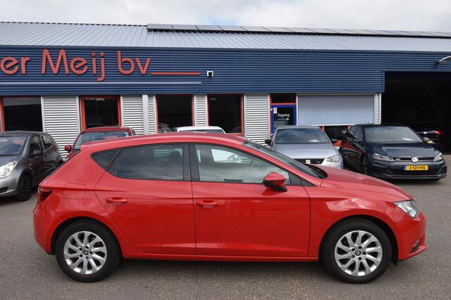 Seat LEON 1.6 TDI Style , CLIMATR , CR CONTR , NAVI , PDC A , BL TOOTH , MISTL V ,