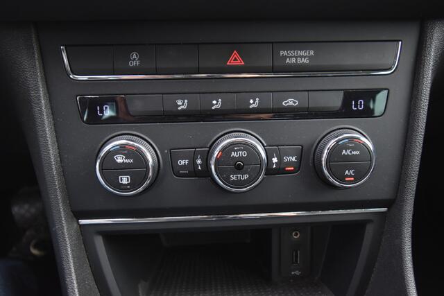 Seat LEON 1.6 TDI Style , CLIMATR , CR CONTR , NAVI , PDC A , BL TOOTH , MISTL V ,