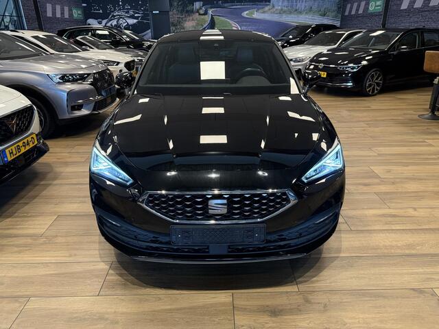 Seat LEON 1.4 TSI eHybrid PHEV FR Xcellence|Apple CarPlay|Stoel/Stuur verwarm|Camera