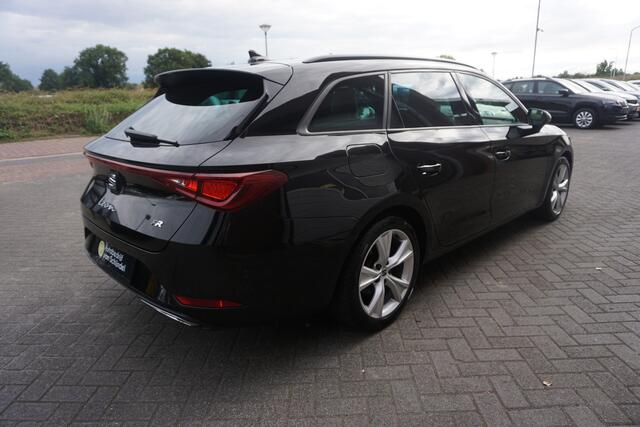 Seat LEON Sportstourer 1.0 TSI FR SPORT LUXE KEURIGE NETTE STAAT PANORAMADAK VIRTUEEL COCKPIT CAMERA STOEL+STUURVERWARMING ANDROID/APPLECARPLAY NAVI 17INCH KEYLESS CLIMA CRUISE BLUETOOTH ENZ...