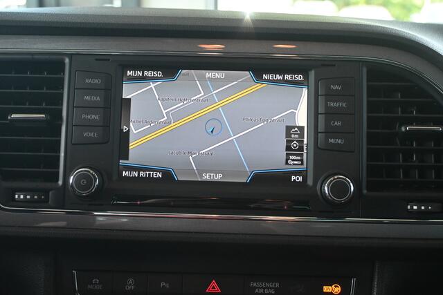 Seat LEON 1.4 EcoTSI FR Connect Automaat Clima Navigatie LED Goed Onderhouden! Inruil Mogelijk!