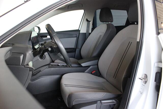 Seat LEON Sportstourer 1.5 eTSI Style Carplay | Adapt. Cruise | Full LED |