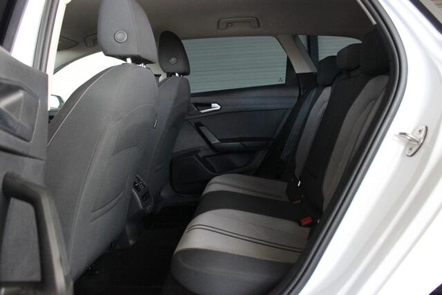 Seat LEON Sportstourer 1.5 eTSI Style Carplay | Adapt. Cruise | Full LED |