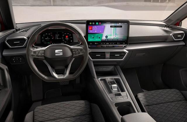 Seat LEON Sportstourer 1.5 TSI e-Hybrid FR Business Black Pack / Wegklapbare Trekhaak / Safe & Driving Pack