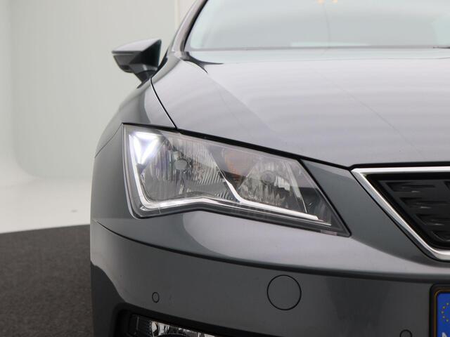 Seat LEON ST 1.0 EcoTSi 115 Pk Style Business Intense | LED | Cruise Control | Climate Control | Sensoren Voor & Achter | Privacy Glass | Navigatiesysteem | 16 Inch