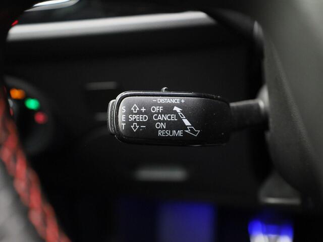 Seat LEON ST 1.0TSI/115PK FR Ultimate Edition · Apple/Android Car Play Navigatie · Trekhaak · Camera · Navigatie ·