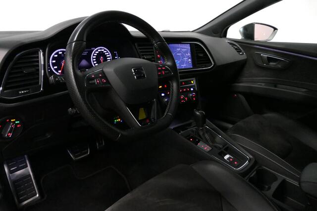 Seat LEON ST 2.0 TSI 4DRIVE CUPRA / ABT Tuning / JE Design uitlaatsysteem / Brembo / Performance Pack / Stoelverwarming / Apple Carplay - Android Auto / BEATS Audio Systeem / Achteruitrijcamera / 19'' LMV / Sfeerverlichting / DCC (Adaptive onderstel) / Cruise Cont