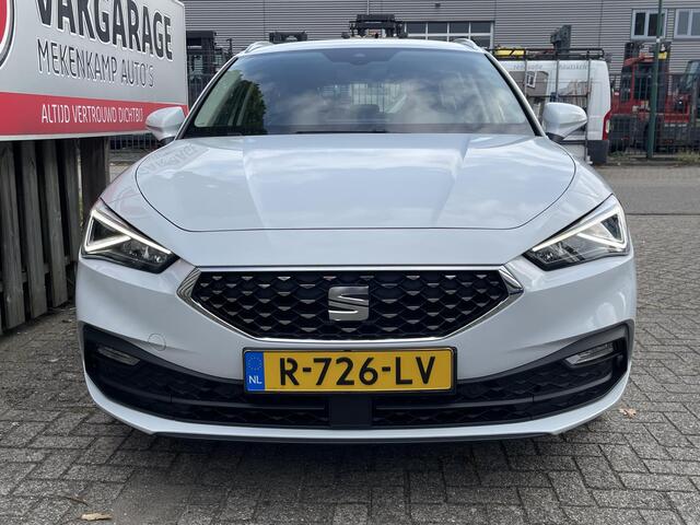 Seat LEON Sportstourer 1.5 TSI Xcellence 18"/Dodehoek/Stoel + stuurverwarming/Keyless/Adaptieve cruise/Apple Carplay & Android Auto/PDC