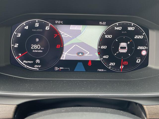 Seat LEON Sportstourer 1.5 TSI Xcellence 18"/Dodehoek/Stoel + stuurverwarming/Keyless/Adaptieve cruise/Apple Carplay & Android Auto/PDC