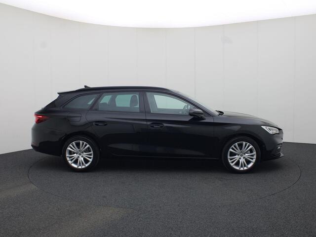 Seat LEON Sportstourer 1.5 eTSI/150PK Style DSG · Camera + Parkeersensoren · Apple/Android · LED · Garantie t/m 30-05-2029 of 100.000km