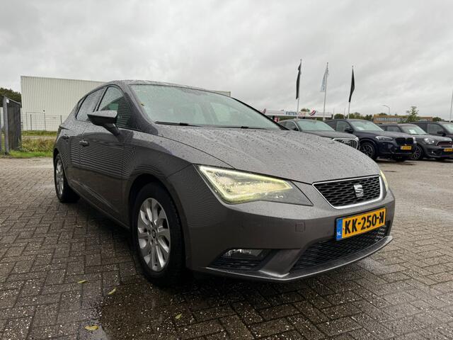 Seat LEON 1.0 EcoTSI Style Connect Navigatie Camera