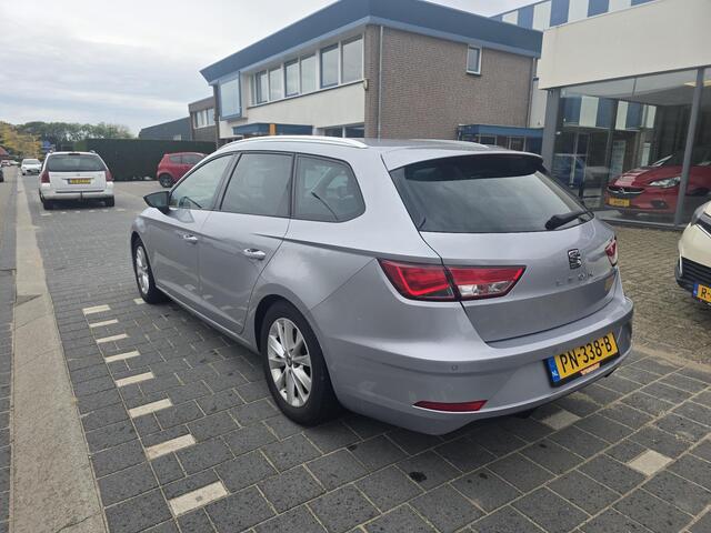 Seat LEON ST 1.0 EcoTSI Style Business Intense 5 deurs, airco, apple carplay enz