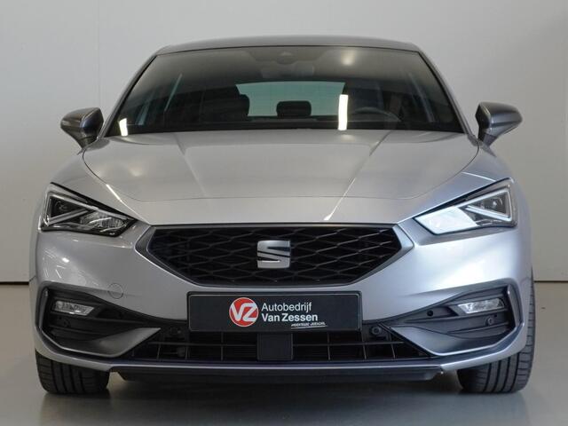Seat LEON 1.5 eTSI FR Business Intense | Automaat | Panorama- Schuifdak | Beats Audio | Camera | Dodehoekbewaking | Rijklaarprijs