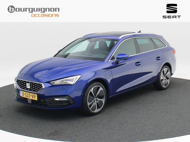 Seat LEON Sportstourer 1.4 TSi eHybrid 205 Pk PHEV FR | Panoramadak | Adaptive Cruise | Stoel Verwarming | Carplay | Navigatiesysteem | Camera | Parkeersensoren | 18 Inch