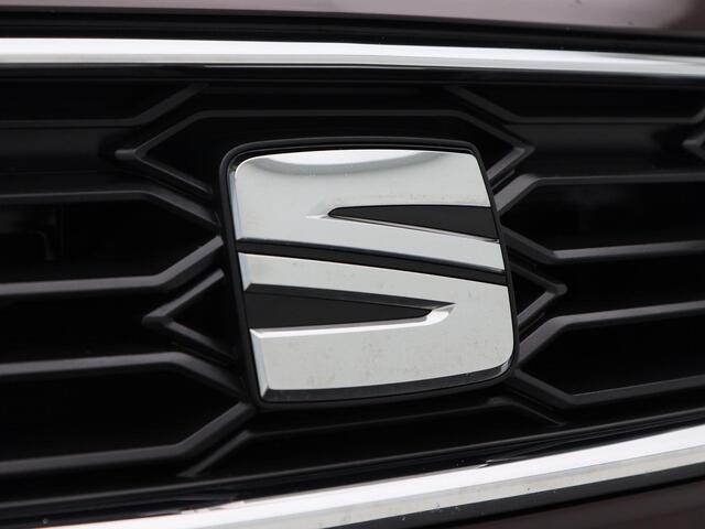 Seat LEON 1.4 TSi 150 Pk Automaat FR Business Intense | Elektrisch Panorama Dak | Parkeersensoren | Trekhaak | Privacy Glass | Stoel Verw. | Carplay | Navigatie | LED | 18 Inch