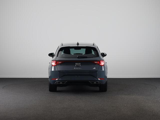 Seat LEON Sportstourer FR Business PHEV 1.5 TSI 204 pk 6 versn. DSG | Black Pack | Trekhaak | Safe & Driving Pack | | 18 inch