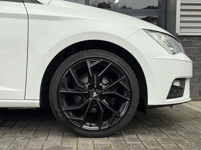 Seat LEON 1.2 TSI Excellence Pano Cruise CarPlay