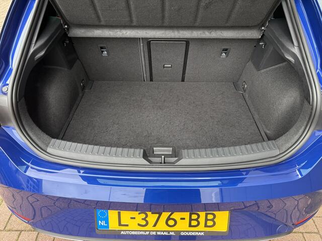 Seat LEON 1.5 eTSI 150pk DSG FR Launch Edition SCHUIFDAK/BEATS/18INCH/CAMERA/KEYLESS