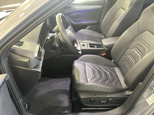 Seat LEON 1.5 TSI 204pk DSG e-Hybrid VZ Performance · Panoramadak · Camera · Keyless · Dodehoek Detectie · Sennheiser Audio · Elek. Voorstoelen · Carbon Spiegelkappen · 19'' Inch · Garantie t/m 02-02-2030 of 100.000km