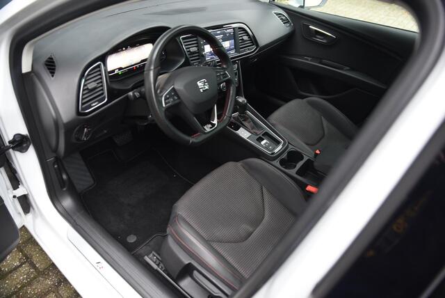 Seat LEON ST 2.0 TSI FR Business Intense Trekhaak Pano