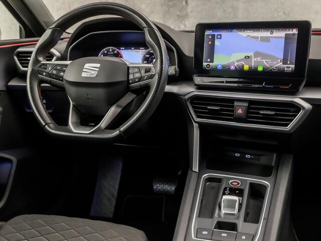 Seat LEON Sportstourer 1.5 TSI FR Sport 150Pk Automaat (APPLE CARPLAY, GROOT NAVI, ADAPTIVE CRUISE, SPORTSTOELEN, ZWART HEMEL, GETINT GLAS, LED KOPLAMPEN, PARKEERSENSOREN, NIEUWE APK, NIEUWSTAAT)