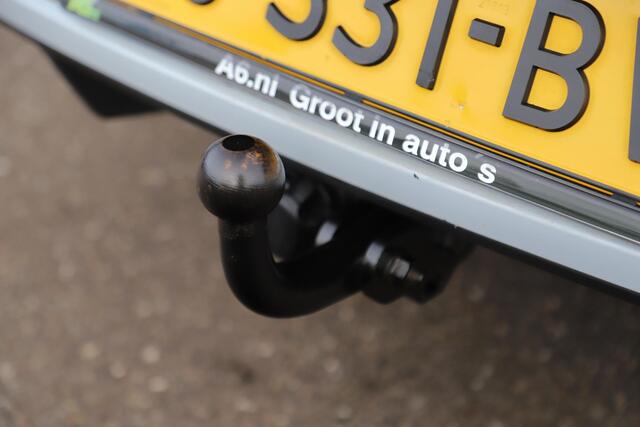 Seat LEON ST 1.0 TSI FR Ultimate Edition Virtual Cockpit Panoramadak 17 inch LMV Full LED Navigatie Achteruitrijcamera Carplay Beats Audio Navigatie Clima Cruise Stoelverwarming