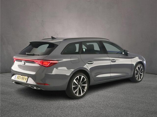 Seat LEON Sportstourer FR First Edition 1.5 TSI eHybrid 204pk DSG Automaat Trekhaak, Adaptive cruise control, LED matrix koplampen, Navigatie, Achteruitrijcamera