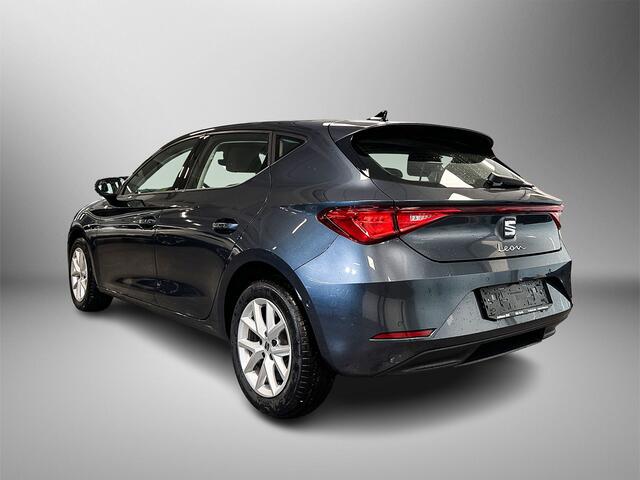 Seat LEON 1.5 115pk TSI Style Adaptive Cruise Control | Achteruitrijcamera | Parkeersensoren voor & achter