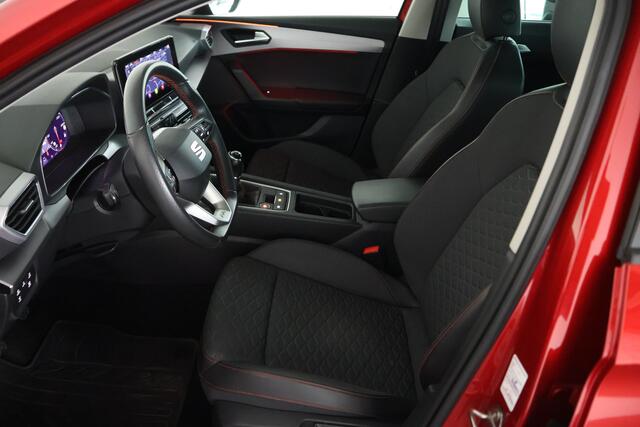 Seat LEON 1.5 TSI FR / LED / Navi / ACC / Cam / DAB