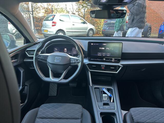 Seat LEON Sportstourer 1.4 TSI eHybrid PHEV FR // LED // NAVI // PDC V+A // CAMERA // STOEL + STUURWIELVERWARMING // ADAPTIV. CRUISE