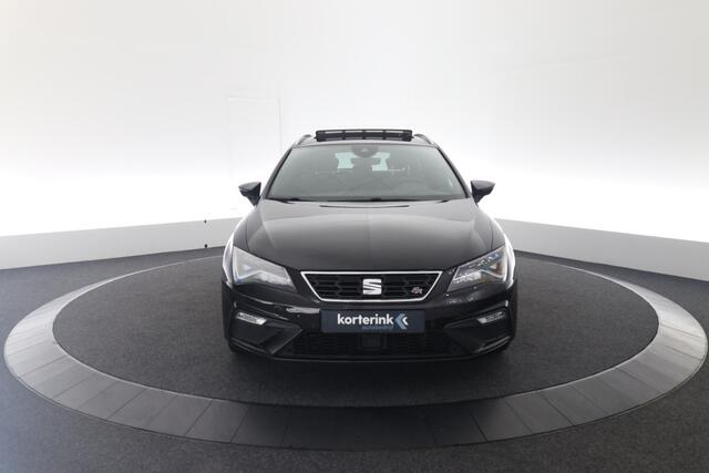 Seat LEON ST 1.4 EcoTSI FR | Trekhaak | Pano | ACC | Stoelverwarming