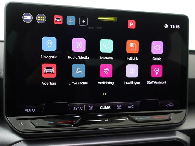 Seat LEON Sportstourer FR Business Intense 1.5 eTSI 110kW / 150pk DSG | LED Matrix | 18" | Navigatie | Achteruitrijcamera |