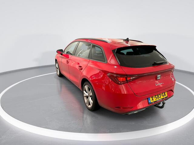 Seat LEON Sportstourer 1.4 TSI 204pk DSG eHybrid PHEV FR · Apple/Android Car Play · P-Sensoren · Navigatie · Cruise Control · P-Sensoren · Sfeerverlichting · Afneembare trekhaak · 17'' Inch ·