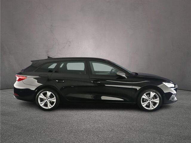 Seat LEON Sportstourer FR Business Intense 1.0 TSI 110pk Trekhaak, Adaptive cruise control, Achteruitrijcamera, Navigatie, LED koplampen, Parkeersensoren, App connect