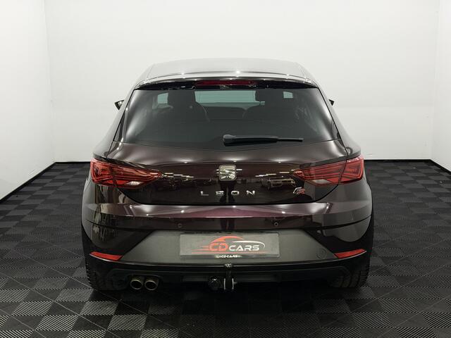 Seat LEON ST 1.4 TSI X-PERIENCE FR Half leder, Navi, Parkeersensoren, Stoelverwarming, Cruise control, A start stop, Apple carplay